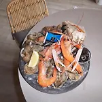 Flottant Sur Et Πλωτό κατάλυμα Mios
